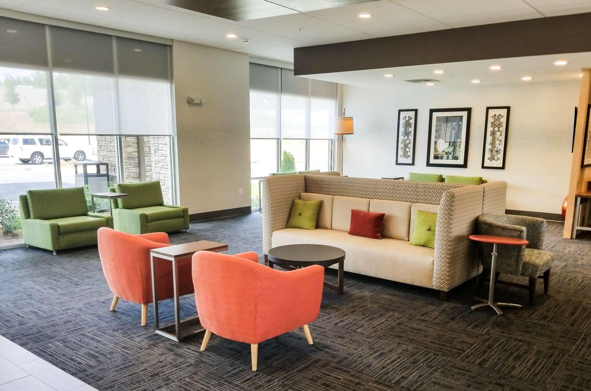 Holiday Inn Express & Suites - Charlotte Ne - University Area By Ihg Exterior foto